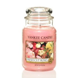Yankee Candle Fresh Cut Roses scented candle 623 g