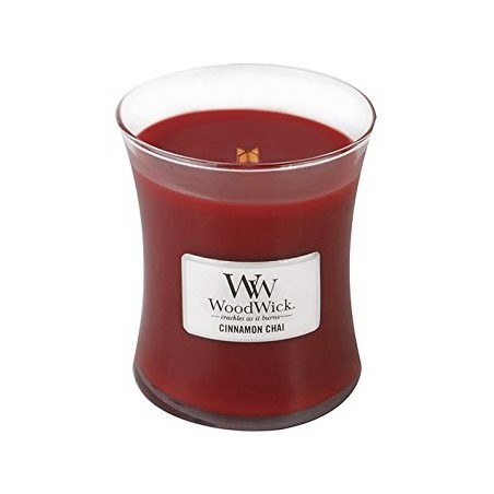 WoodWick Cinnamon Chai scented candle with wooden wick 275 g